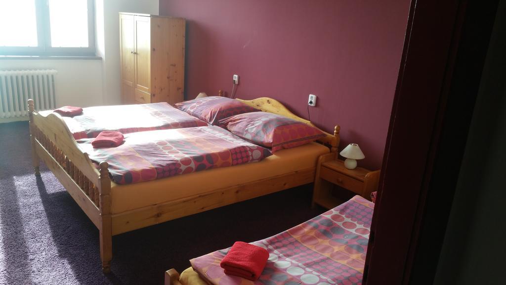 Hotel Koruna Rožnov pod Radhoštěm 客房 照片