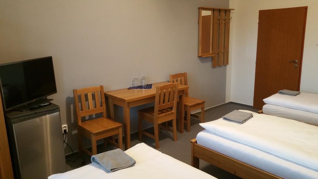 Hotel Koruna Rožnov pod Radhoštěm 客房 照片