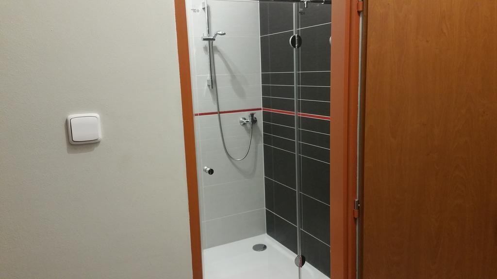 Hotel Koruna Rožnov pod Radhoštěm 外观 照片
