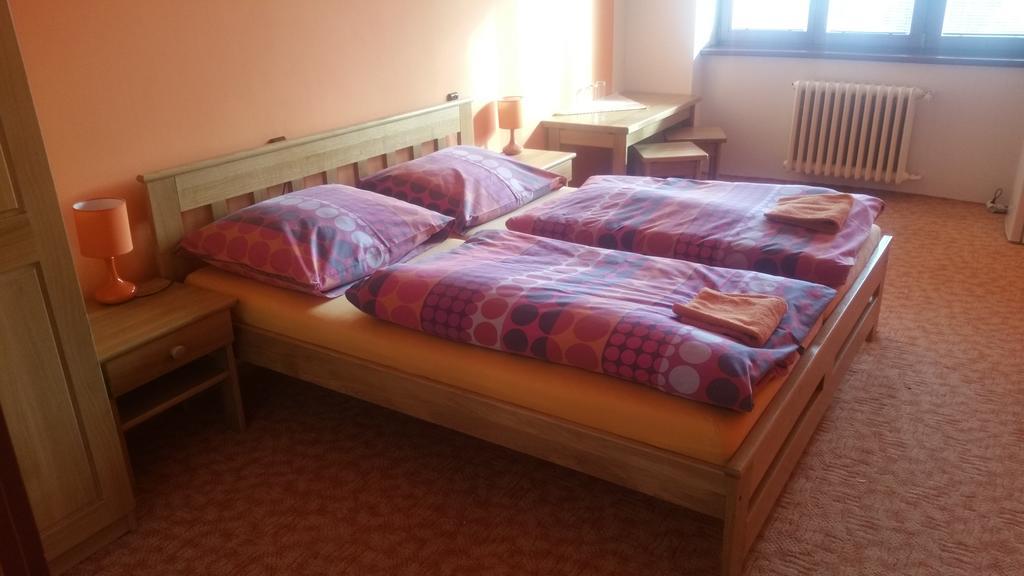 Hotel Koruna Rožnov pod Radhoštěm 客房 照片